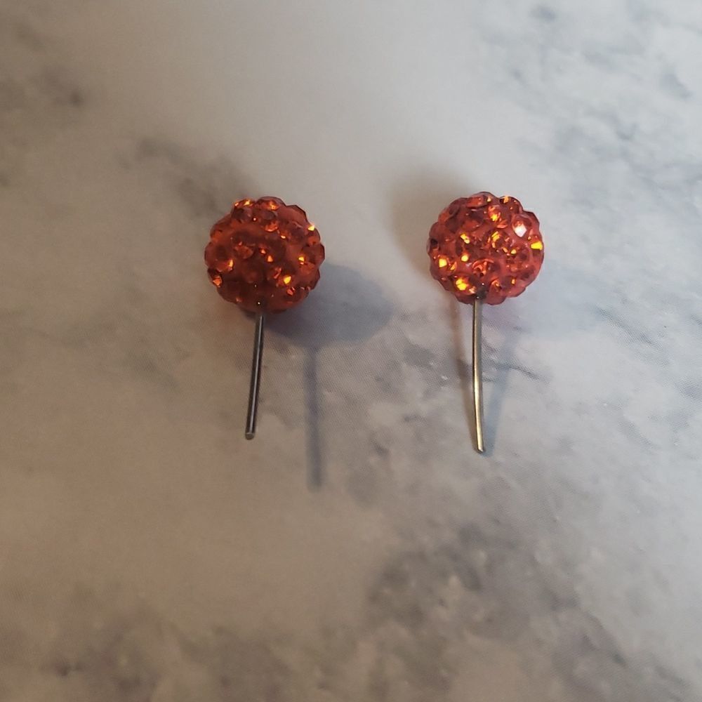 ‎Red Earrings - Picture 3 of 3